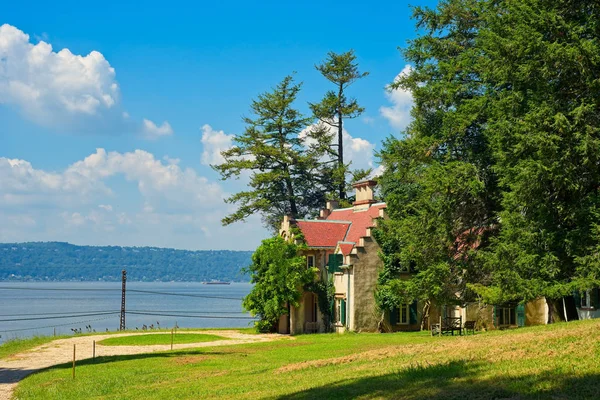 Tarrytown September 2018 Washington Irving Sunnyside Cottage Overlooks Hudson River — Stock Photo, Image