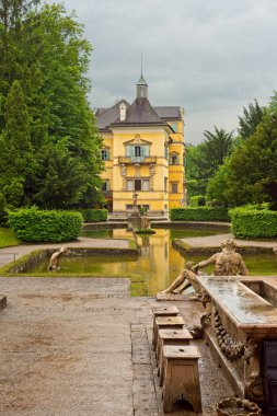 Hellbrunn Sarayı ve Wasserspiele