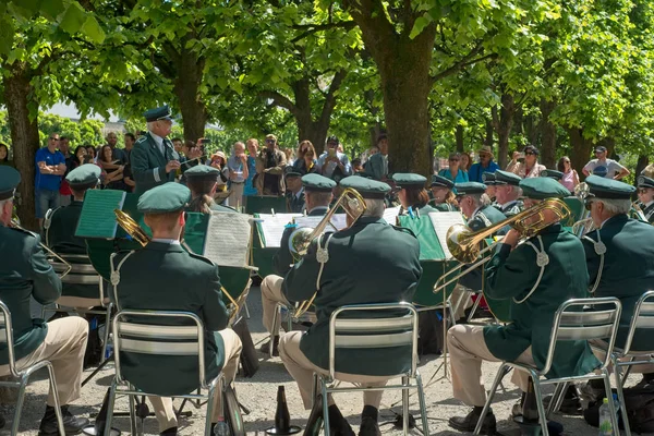 Garden concert in Salzburg — Stock Photo, Image