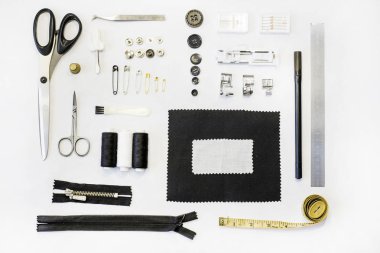 İğne işi için nesneleri kümesi. Mockup dikiş için marka