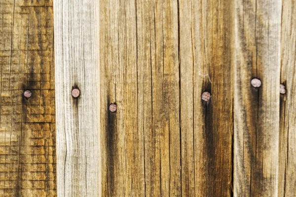 結び目、板を持つ古い木材の茶色の木製のテクスチャ. — ストック写真