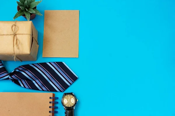 Diseño Regalo Feliz Día Los Padres Sobre Fondo Azul Tarjeta — Foto de Stock