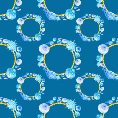 Mavi arka planda mavi deniz kabuğu çelengi ile çizilmiş dikişsiz suluboya desenleri. Kartpostallar, desenler, afişler, posterler, denizcilik duvar kağıtları, hediye ambalajları veya giysi baskıları için mükemmel..