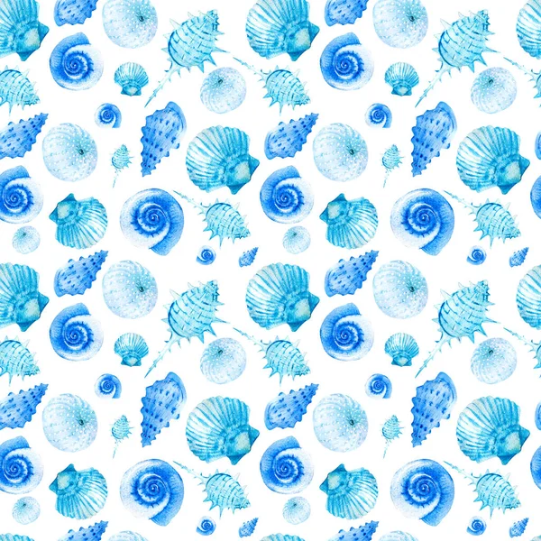 白い背景に青い貝殻で水の色のシームレスなパターン ポストカード パターン バナー ポスター ギフトラッピング または服のプリントに最適です — ストック写真
