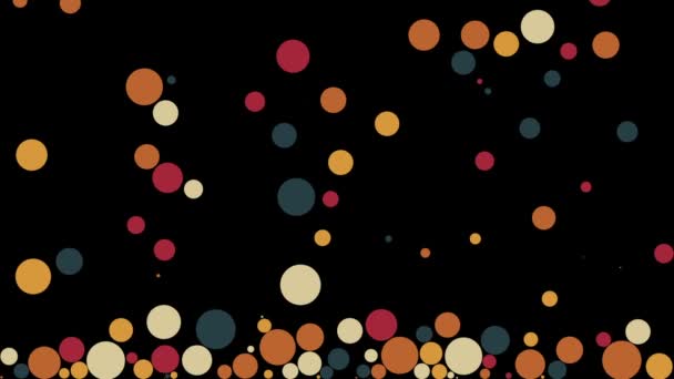 Цветные Круги Случайного Масштаба Заполняют Черный Фон — стоковое видео