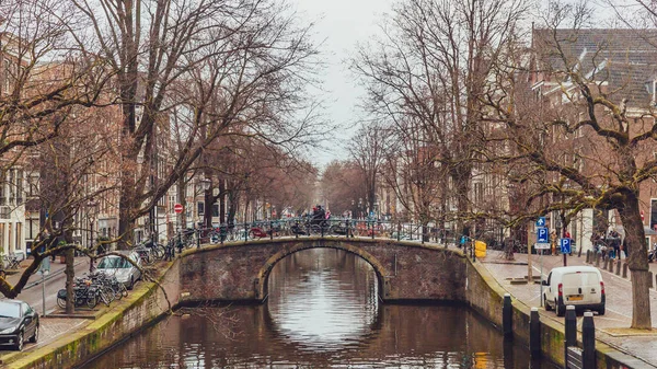 Brug Canal Centrum Amsterdam Nederland — Stockfoto