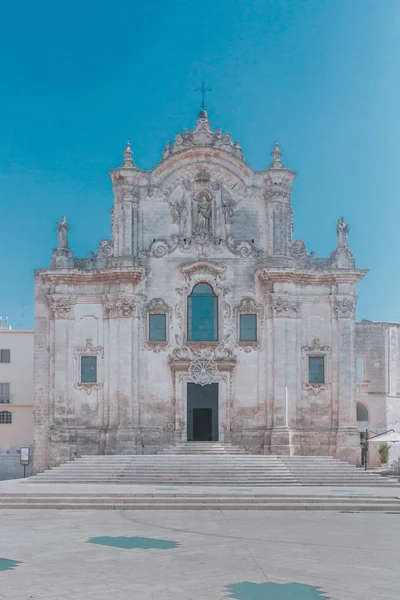 Cephe ve ön görünüm Assis Matera, İtalya'nın Saint Francis Kilisesi