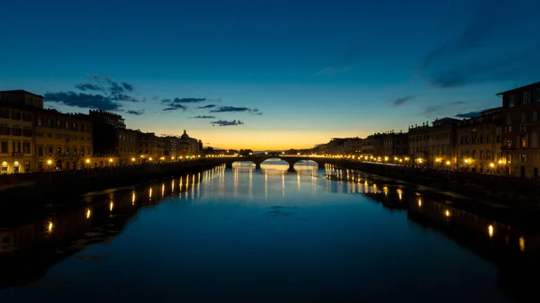 Západ Slunce Nad Řeky Arno Carraia Most Florencii Itálie — Stock fotografie