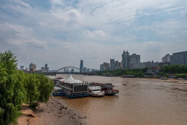 Dok Door Kust Van Gele Rivier Lanzhou Gansu China — Stockfoto