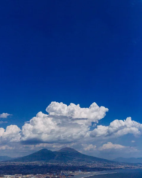 Vista Aérea Panorâmica Cidade Nápoles Itália Monte Vesúvio — Fotografia de Stock