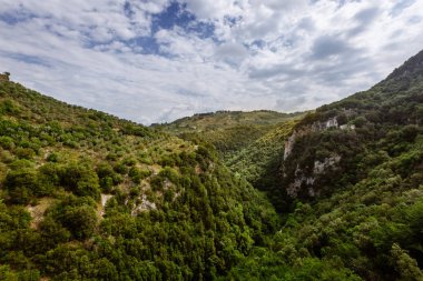 Spoleto, Umbria, İtalya şehir peyzaj