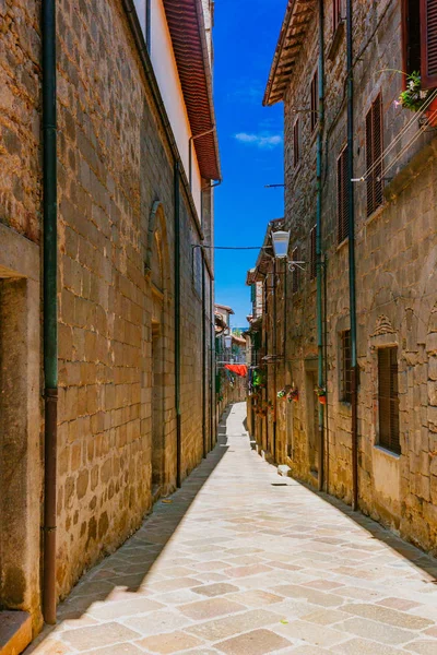 Mittelalterliche Italienische Straßen Und Häuser Der Toskanischen Stadt Abbadia San — Stockfoto