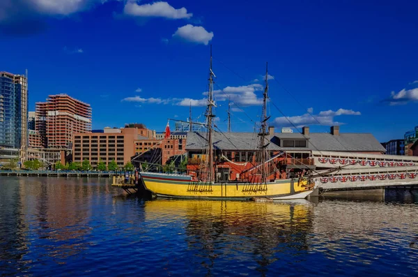 Vista Boston Tea Party Ship Museum Sobre Fort Point Channel — Foto de Stock
