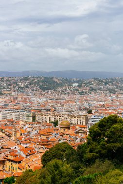Evler ve binalar, Nice, Fransa Castle Hill eski şehrin görünümünü