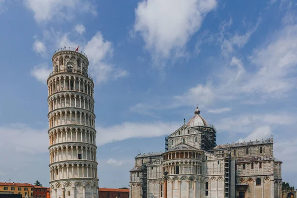 Vista Torre Inclinada Pisa Catedral Pisa Bajo Cielo Azul Catedral — Foto de Stock
