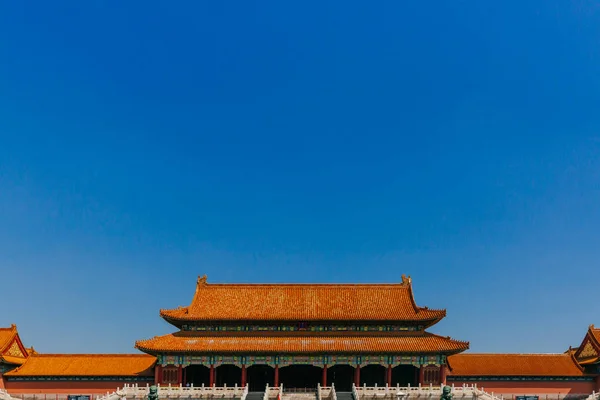 北京蓝天下紫禁城最高和谐厅景观 — 图库照片