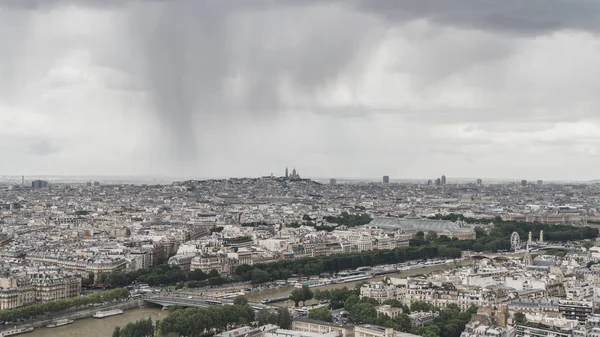 View of the city of Paris, France from top of Eiffel Tower on a — Stock Photo, Image