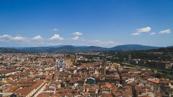 Veduta aerea degli edifici e della città di Firenze — Foto Stock