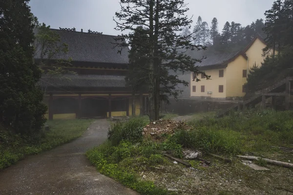 Mingyue Buddhist Temple, on Mingyue Moutain, Jiangxi, China