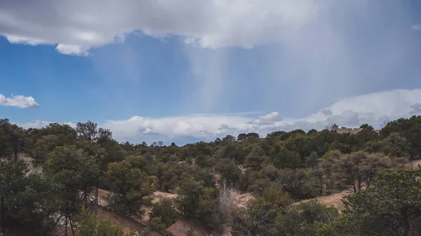 Paisaje del desierto cerca de Santa Fe, Nuevo México, EE.UU. — Foto de Stock