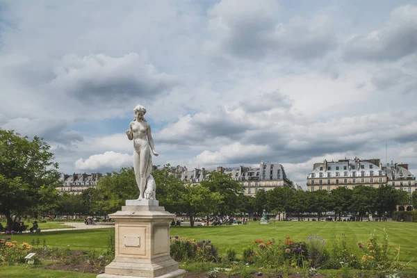 Tuileries Garden di pusat kota Paris — Stok Foto