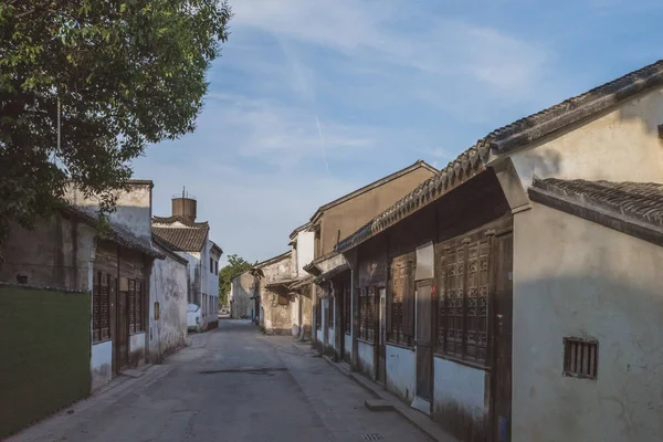 Ulice a domy v Nanxun, Zhejiang, Čína — Stock fotografie