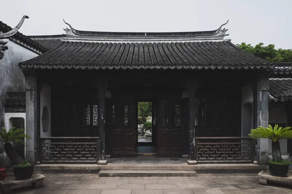 Gengle Hall en el casco antiguo de Tongli, Jiangsu, China — Foto de Stock