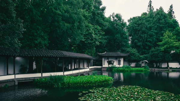 Traditionelle Architektur Wasser Chinesischem Garten Malerischem Gebiet Westsee Hangzhou China — Stockfoto