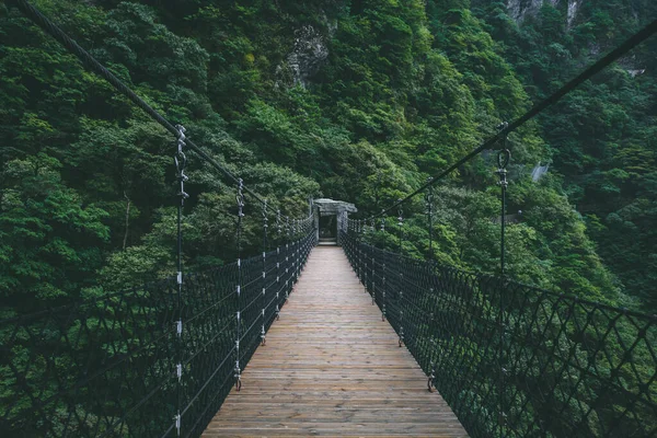 Visí Dřevěný Most Přes Údolí Hoře Wugong Ťiang Čína — Stock fotografie