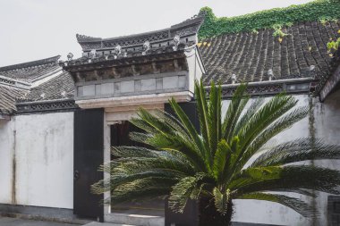 Çin 'in başkenti Shaoxing' de Lu Xun 'da geleneksel Çin mimarisi.