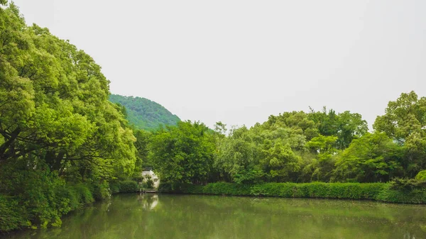 绍兴市兰亭 风景区的河流与风景 — 图库照片