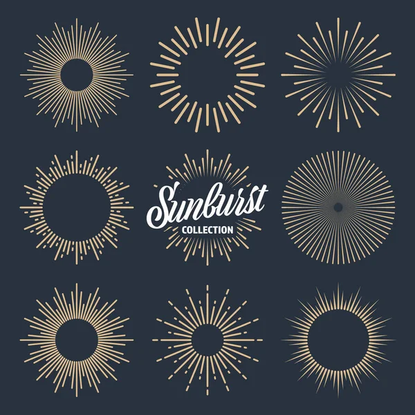 Vintage Sunburst Kollektion. Strahlende Sonnenstrahlen. Feuerwerk. Logotyp oder Schriftzug Gestaltungselement. Radiale Sonnenuntergangsstrahlen. Vektorillustration. — Stockvektor