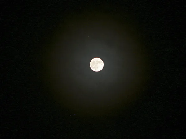 Luna Llena Con Nubes Alrededor Tonos Colores — Foto de Stock