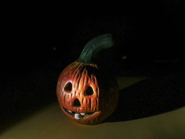 Abóbora Aterroriza Escuro Pronto Para Halloween — Fotografia de Stock