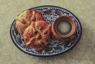 Meksika, Pan de muerto platon üzerinde