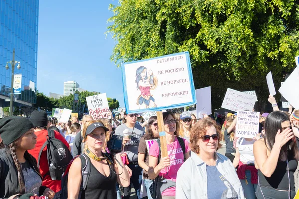 Los Ángeles Estados Unidos Enero 2019 Manifestantes Sosteniendo Cartel Durante —  Fotos de Stock