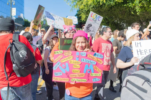 Los Angeles Usa Stycznia 2019 Protestujący Posiadających Znak Podczas Damskie — Zdjęcie stockowe