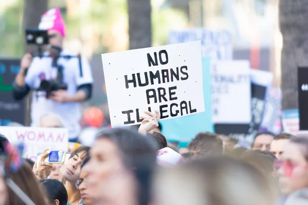 Los Angeles Usa Januar 2019 Demonstrantin Mit Einem Schild Während — Stockfoto