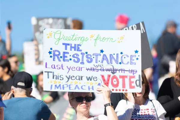 Los Angeles États Unis Janvier 2019 Une Manifestante Tient Une — Photo