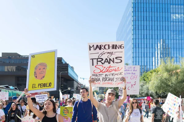 Los Ángeles Estados Unidos Enero 2019 Manifestantes Sosteniendo Cartel Durante —  Fotos de Stock