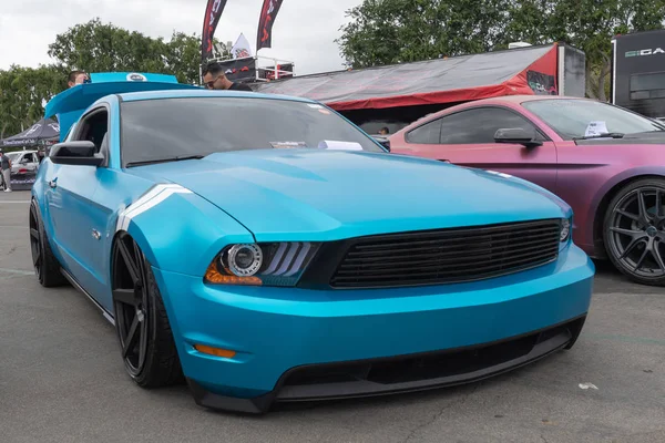 Carro muscular americano Ford Mustang exibido no evento turístico Torqued — Fotografia de Stock