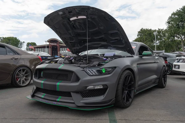 Amerikan kas araba Ford Mustang Torqued tur sergilenen