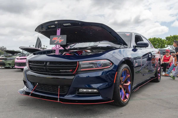 Amerikanisches Muscle Car Dodge Ladegerät bei Torqued Tour ausgestellt — Stockfoto