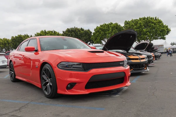 Carrinho muscular americano Dodge Charger exibido na turnê Torqued Fotografias De Stock Royalty-Free