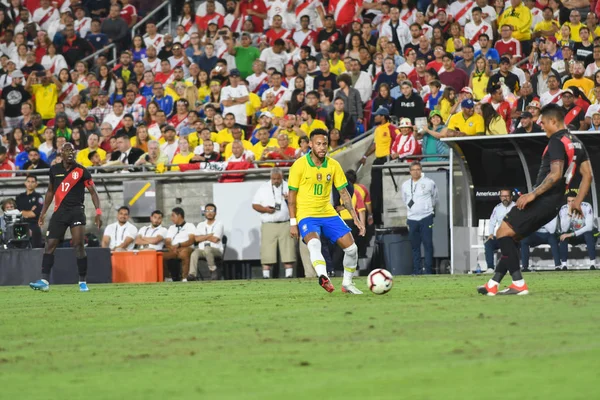 브라질 축구 선수 네이마르 주니어, 국제 친선 경기 중 — 스톡 사진