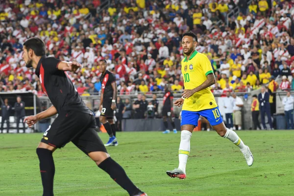 Brasilianischer Fußballer Neymar jr, während eines internationalen Freundschaftsspiels — Stockfoto