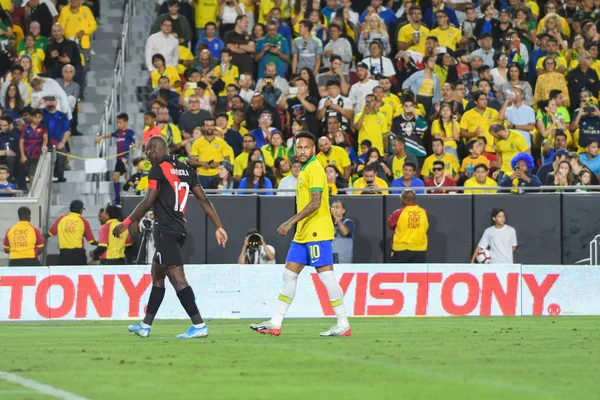 Brasilianischer Fußballer Neymar jr, während eines internationalen Freundschaftsspiels — Stockfoto