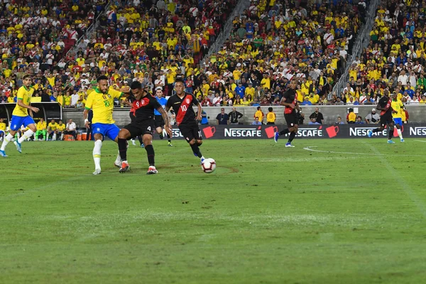 Brasilianischer Fußballer Neymar jr, während eines internationalen Freundschaftsspiels — Stockfoto