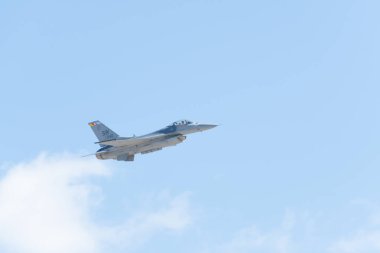 Miramar Hava Gösterisi sırasında Usaf F-16 Viper Demo