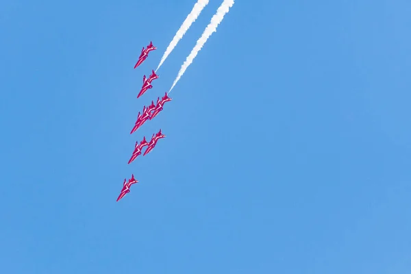 Die Pfeile des Kunstflugteams der Royal Air Force während der Miramar-Luft — Stockfoto